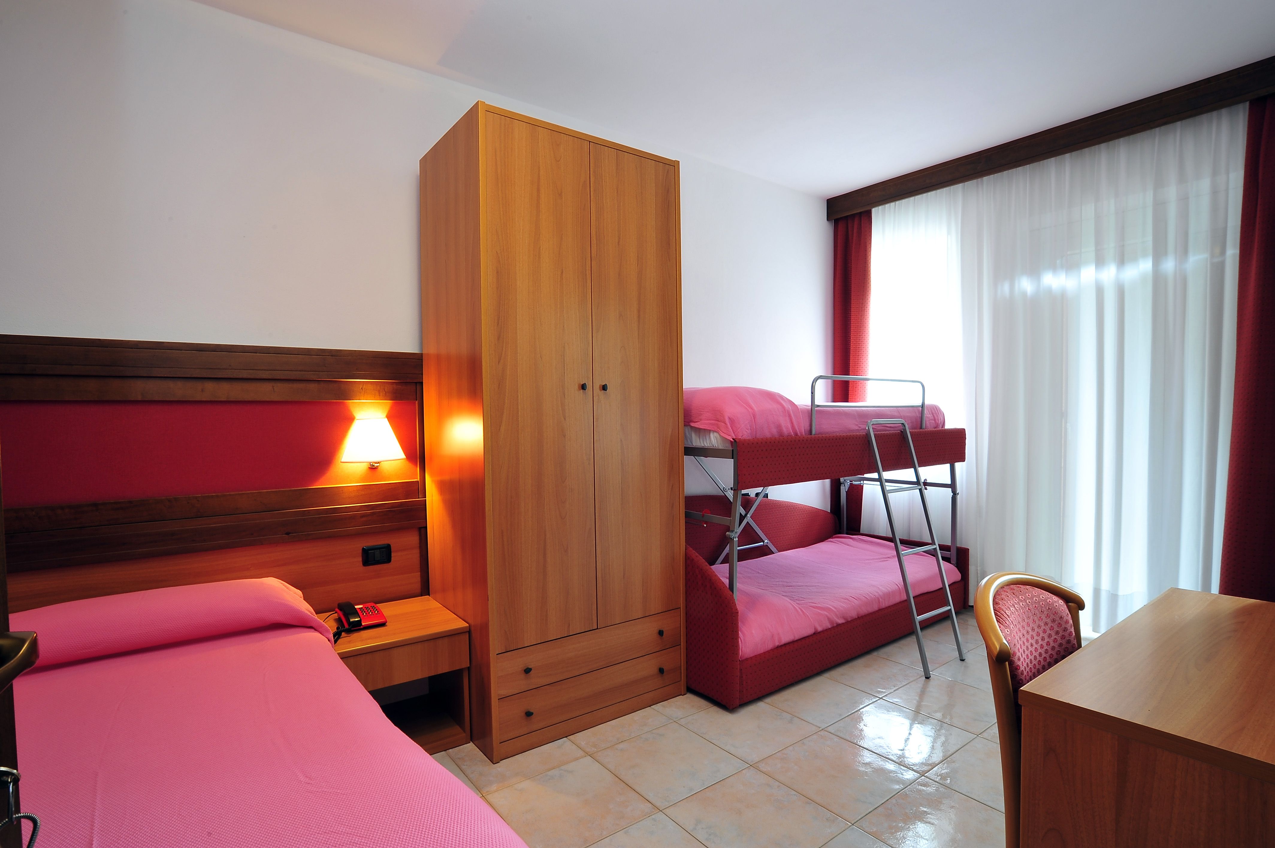 camera familiare hotel Sasso Remenno