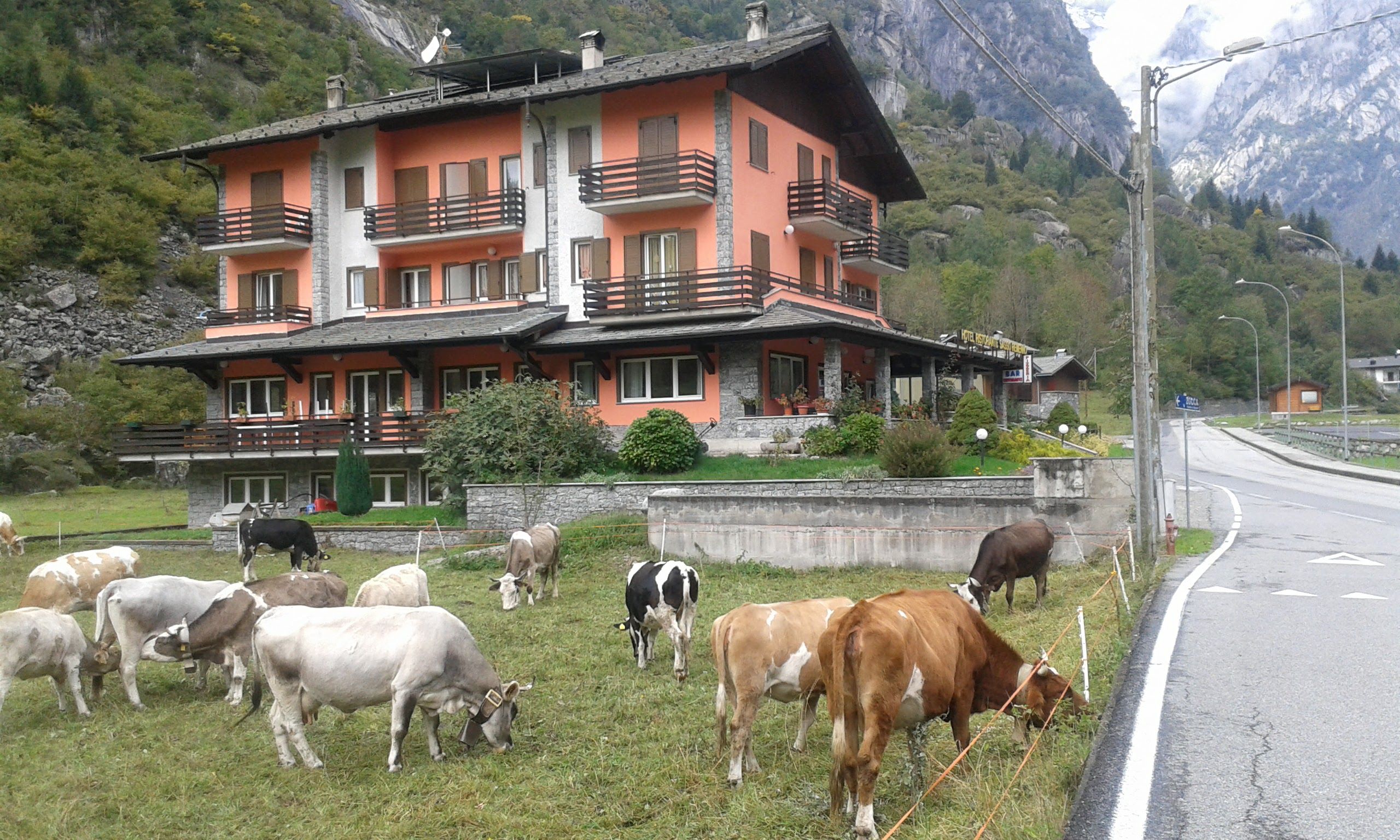 Hotel Sasso Remenno